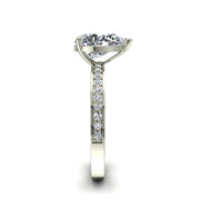 Solitaire Noémie bague diamant synthétique poire et diamants synthétiques ronds 1.70 carat or blanc